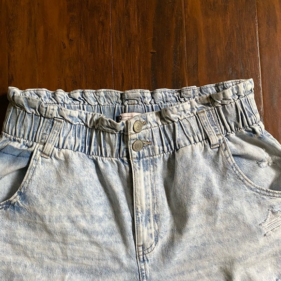 SO Acid Wash High Rise Mom Jean Size 15/32w - Picture 6 of 11